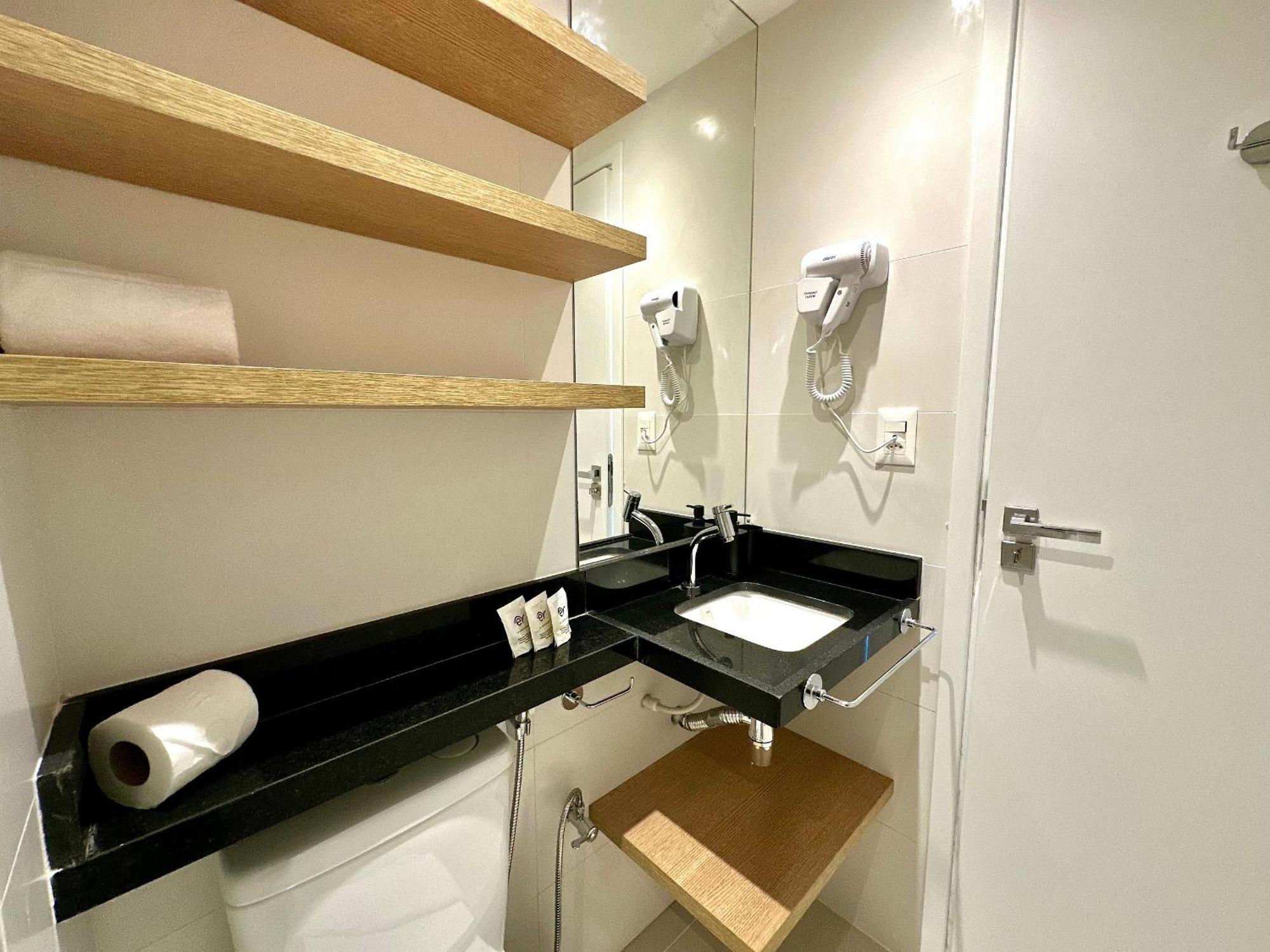 Rn Er Hospedagens Apartamento *